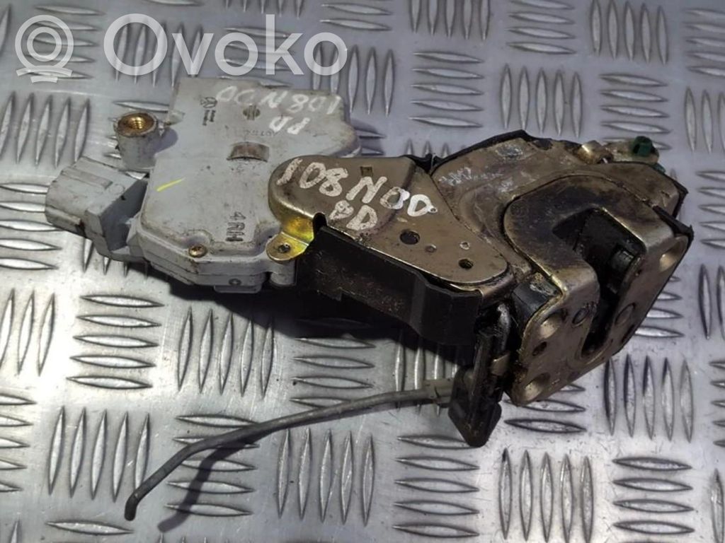 Nissan Almera Tino Încuietoare ușă față 