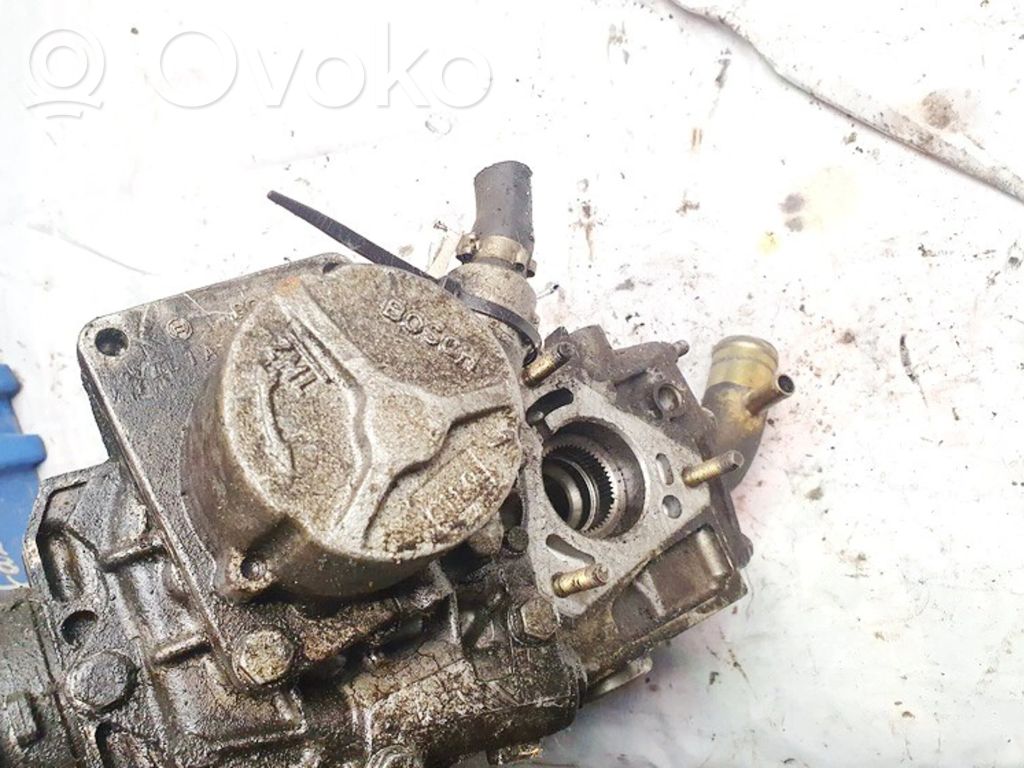 Vacuum pump