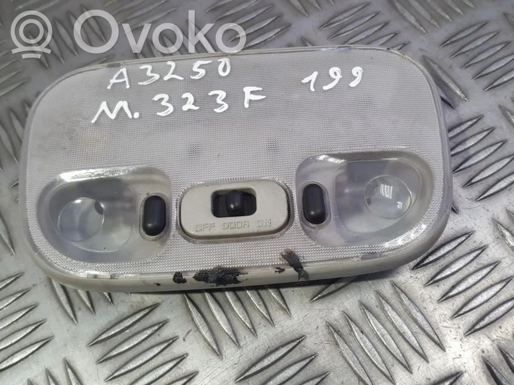 Mazda 323 F Illuminazione sedili anteriori