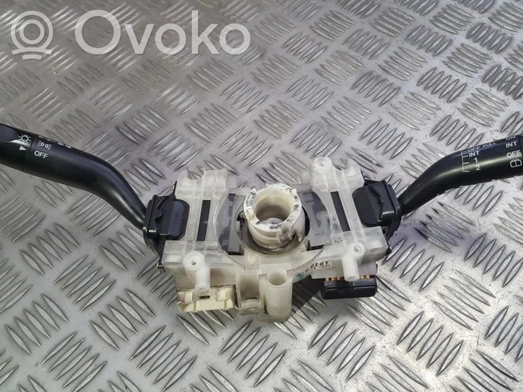 Mazda 323 F Commodo, commande essuie-glace/phare 