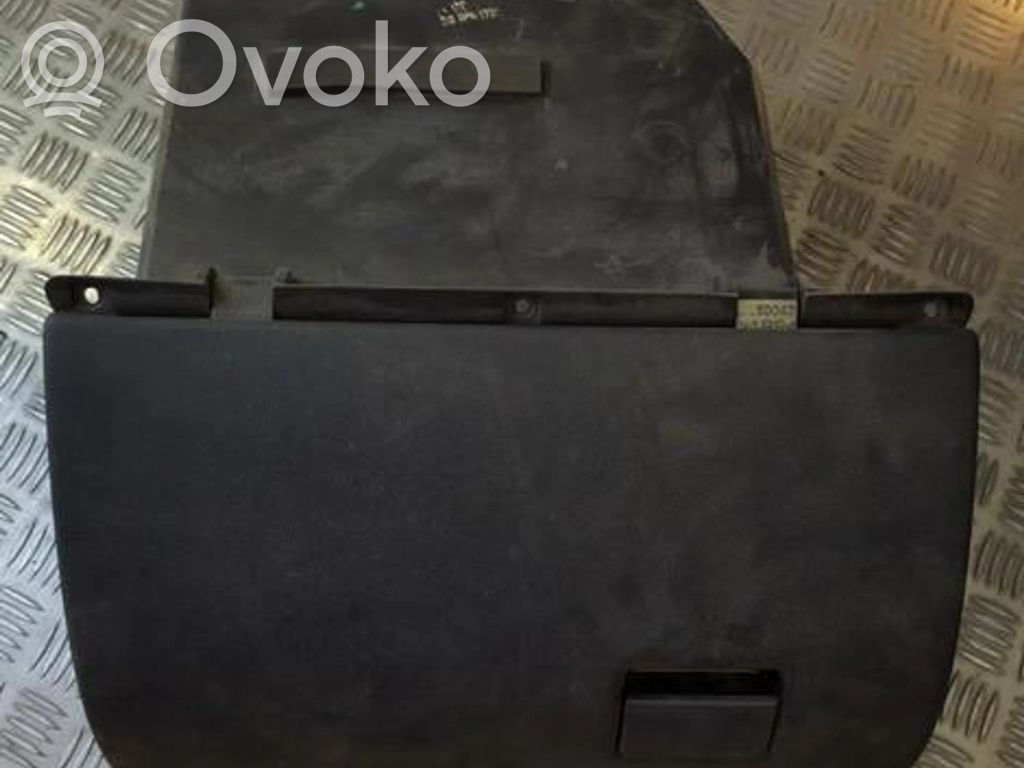 Opel Astra G Schowek deski rozdzielczej 