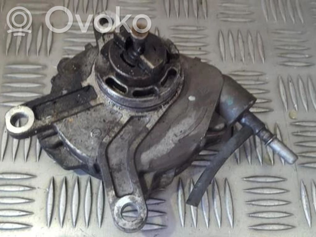 Toyota Avensis T250 Pompă vacuum 