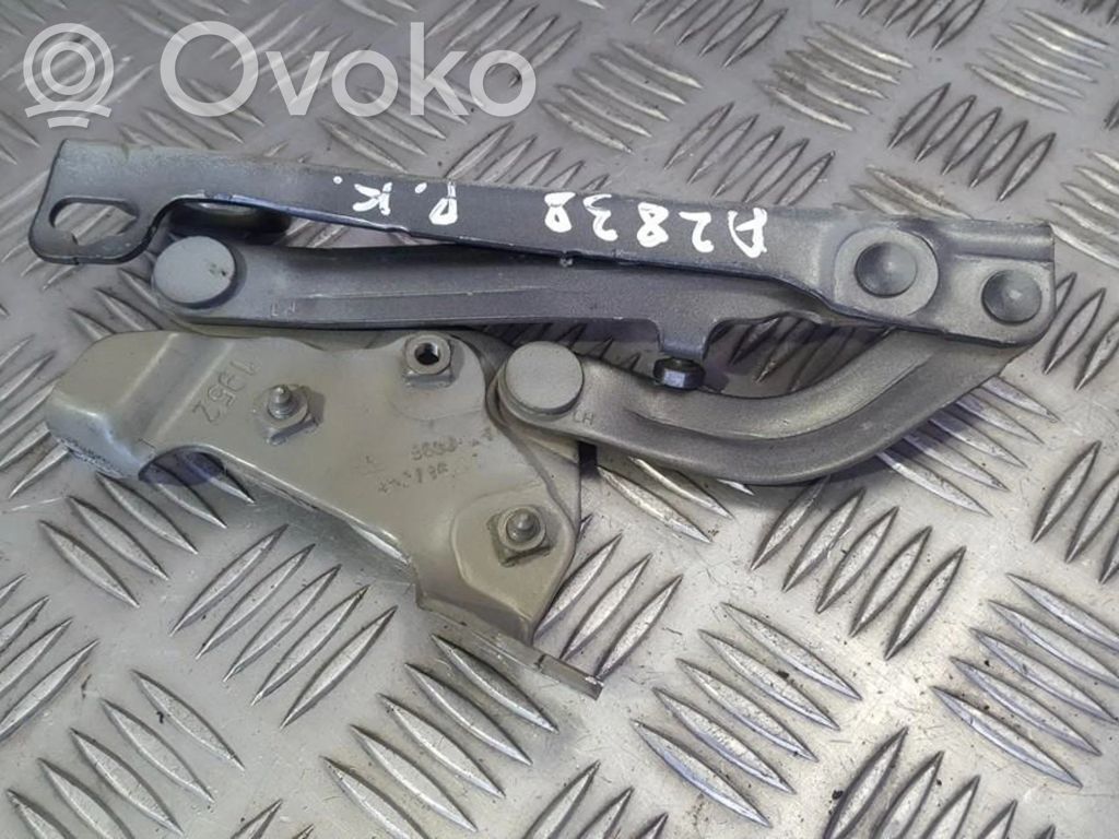 Opel Corsa D Konepellin saranat 