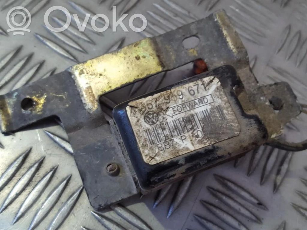 Volkswagen PASSAT B3 Senzor impact/declanșare airbag 