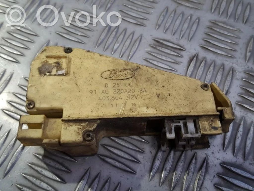 Ford Escort Motor de bloqueo de puertas 