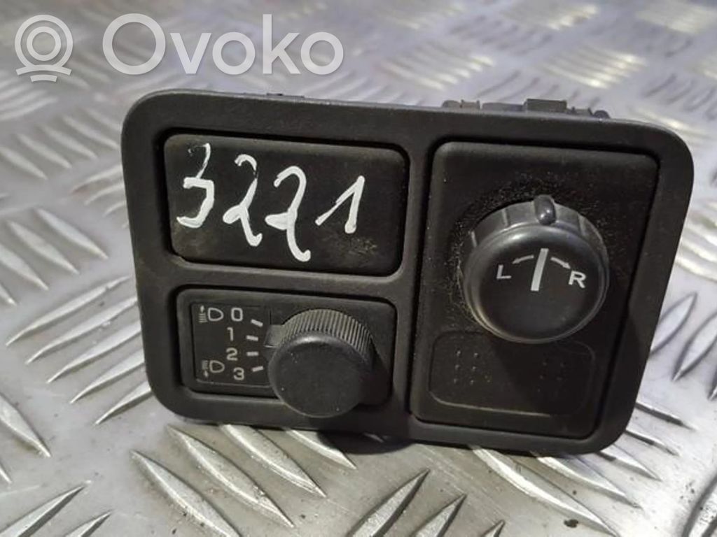 Nissan Almera N16 Interruptor del espejo lateral 