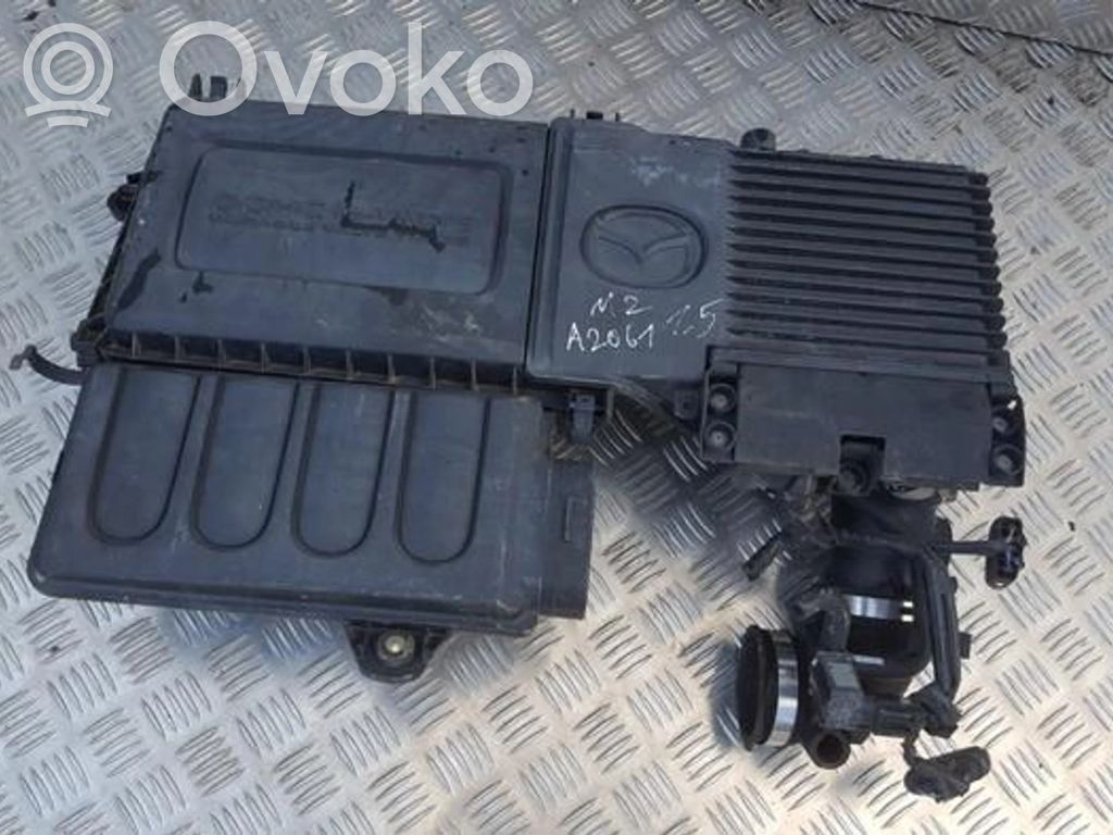 Mazda 2 Air filter box 
