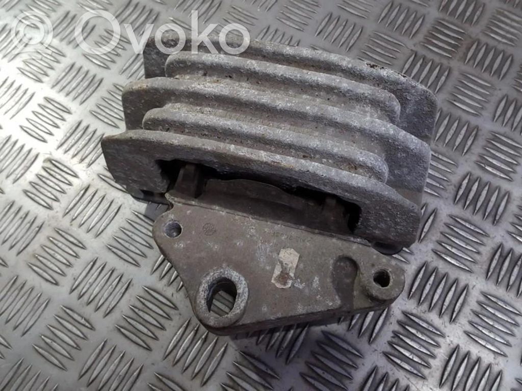 Soporte de montaje del motor   3C117M124AD,3C117M124AD,3C117M124AD,3C117M124AD