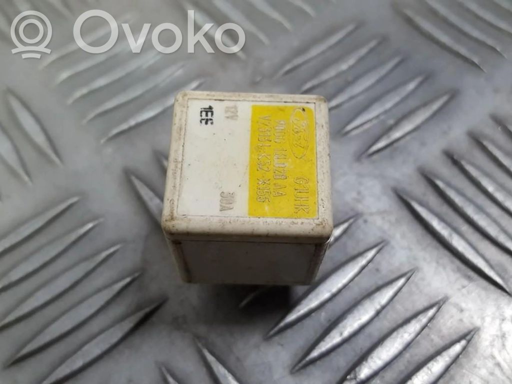 Altri relè   90GG13L028AA,V23134K52X155,90GG13L028AA,V23134K52X155,V23134K52X155