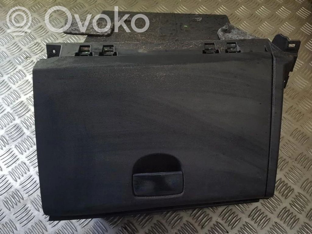 Hyundai i20 (PB PBT) Schowek deski rozdzielczej 