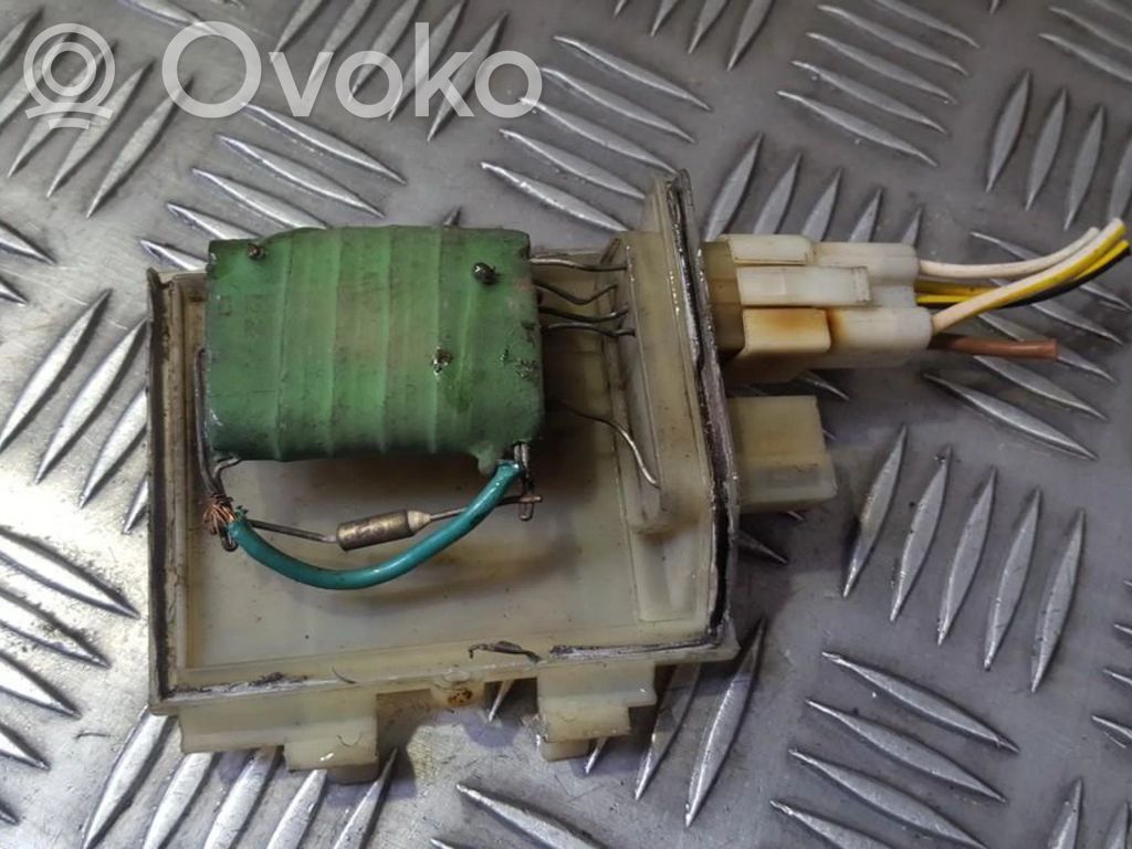 Volkswagen PASSAT B3 Motor aerotermă/rezistor ventilator 