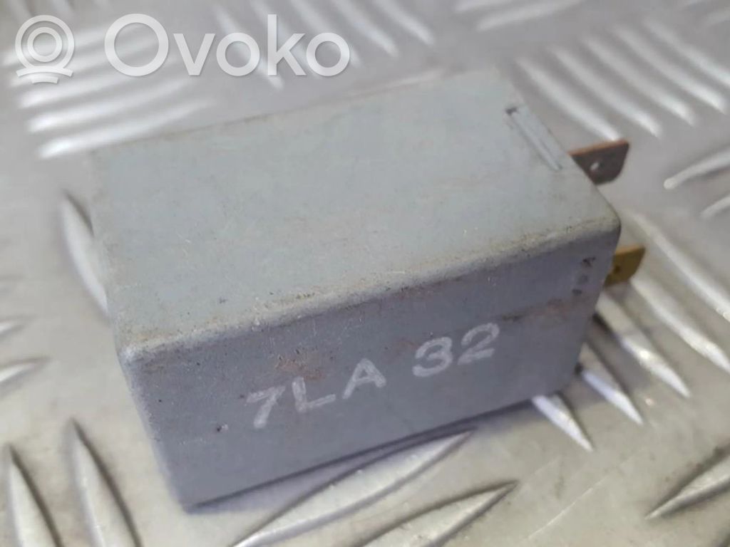 Otros relés   88AG18C641AA,68125,68125,88AG18C641AA