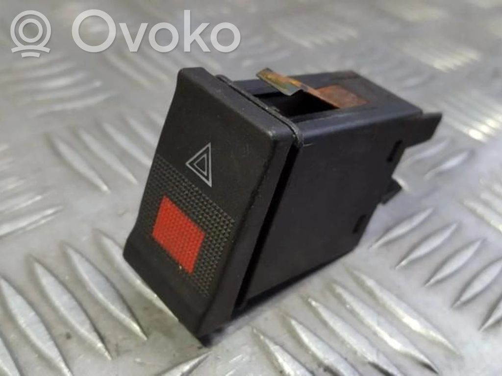 Hätävilkkujen kytkin   4A0941509A,4A0941509A