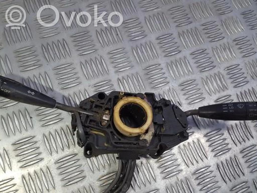 Subaru Outback Manetă semnalizator 
