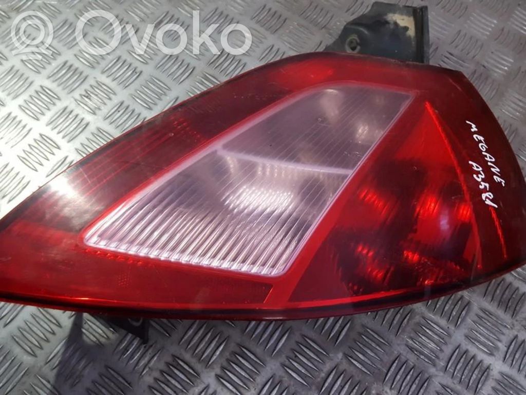 Renault Megane II Lampă spate în caroserie 