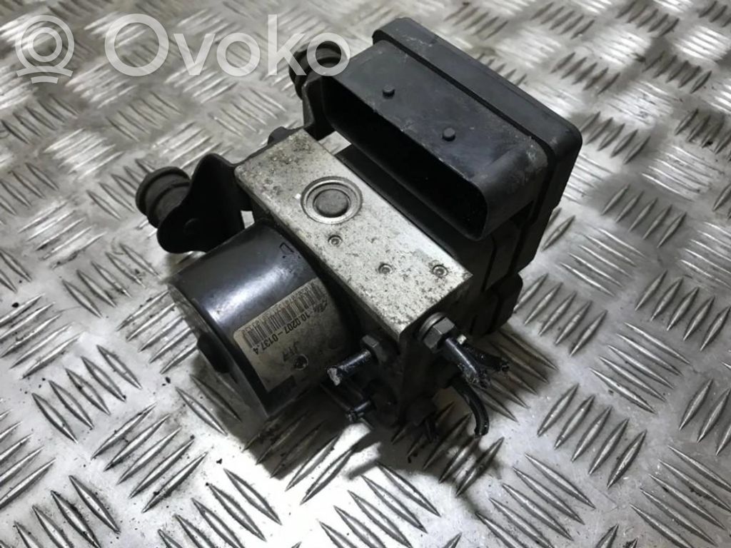 ABS-pumppu   1K0907379AF,1K0614117AC,1K0614117AC,1K0907379AF