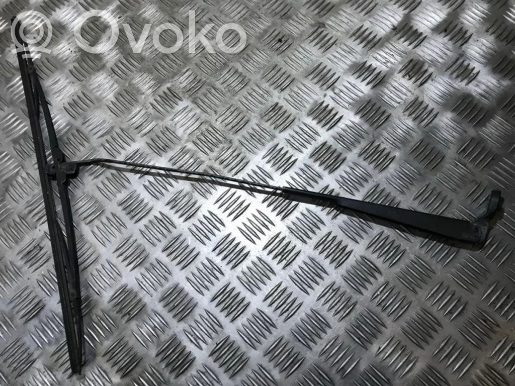 Renault Clio II Ramię wycieraczki szyby przedniej / czołowej 