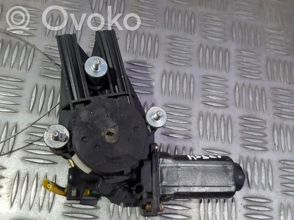 Silnik regulatora szyby drzwi przednich   0621003372,0621003372,0621003372,0621003372,CM09003XB