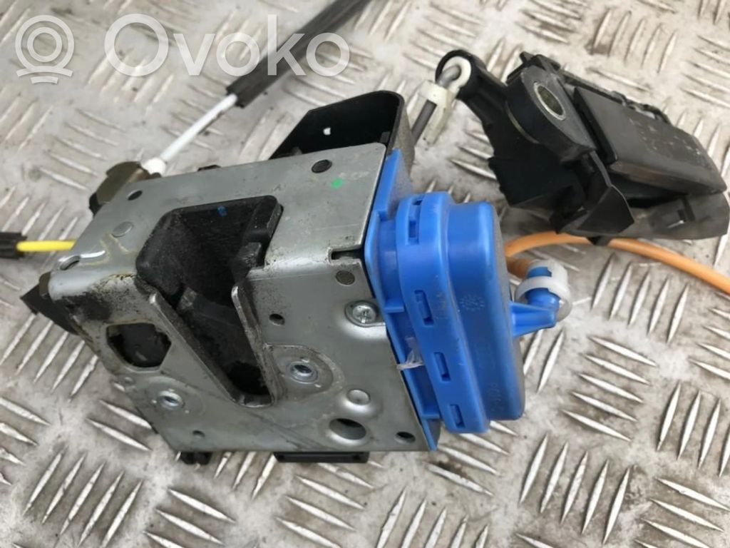 Serrure de porte arrière   8D0839016A,8D0839016A