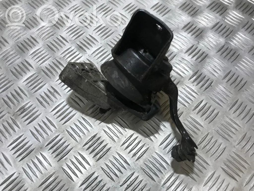 Engine mount bracket   USESD,USESD