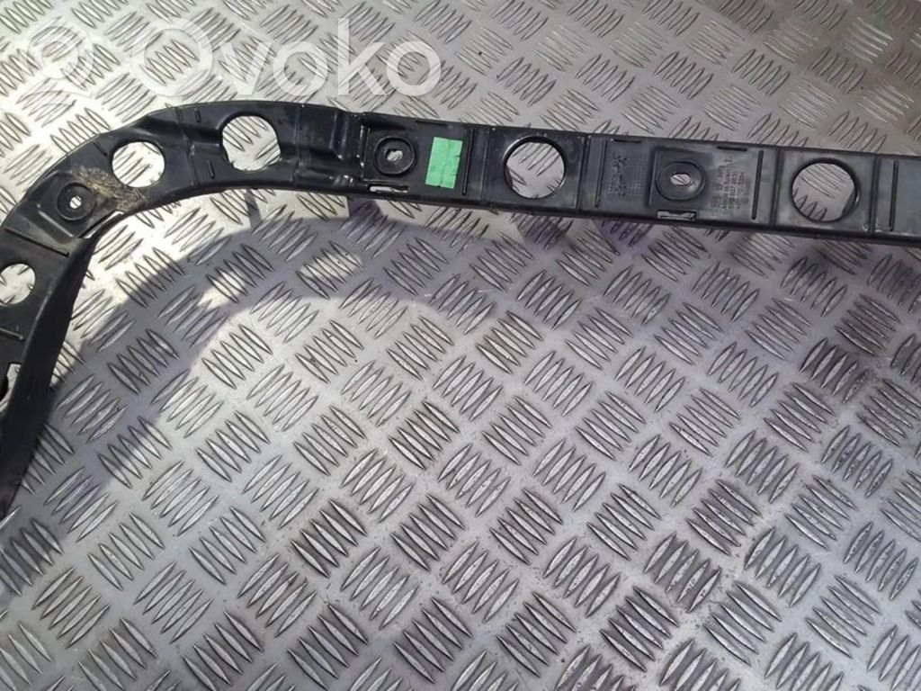 Takapuskurin kannake   5P0807863B,M8466,5P0807863B,M8466