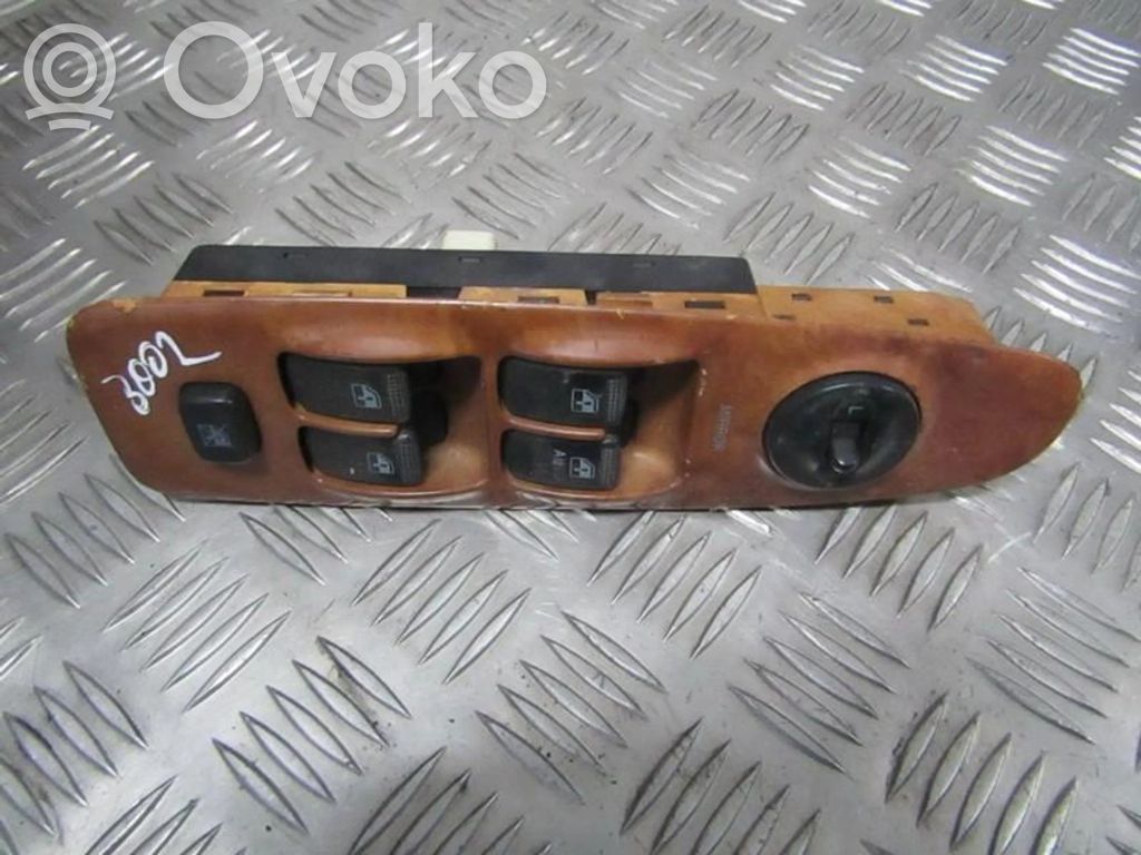 Hyundai Elantra Electric window control switch 