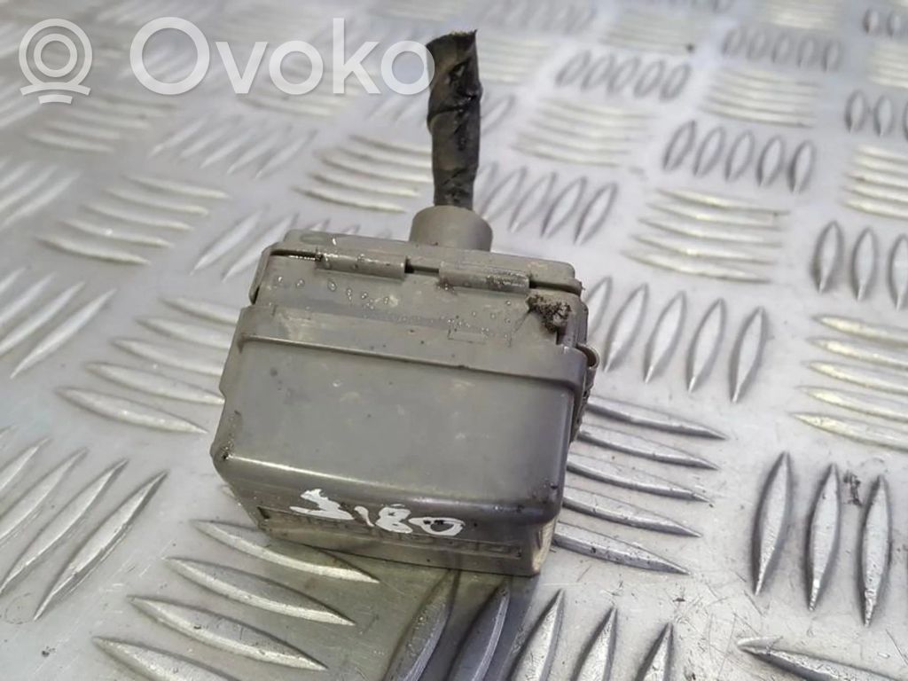 Sensor