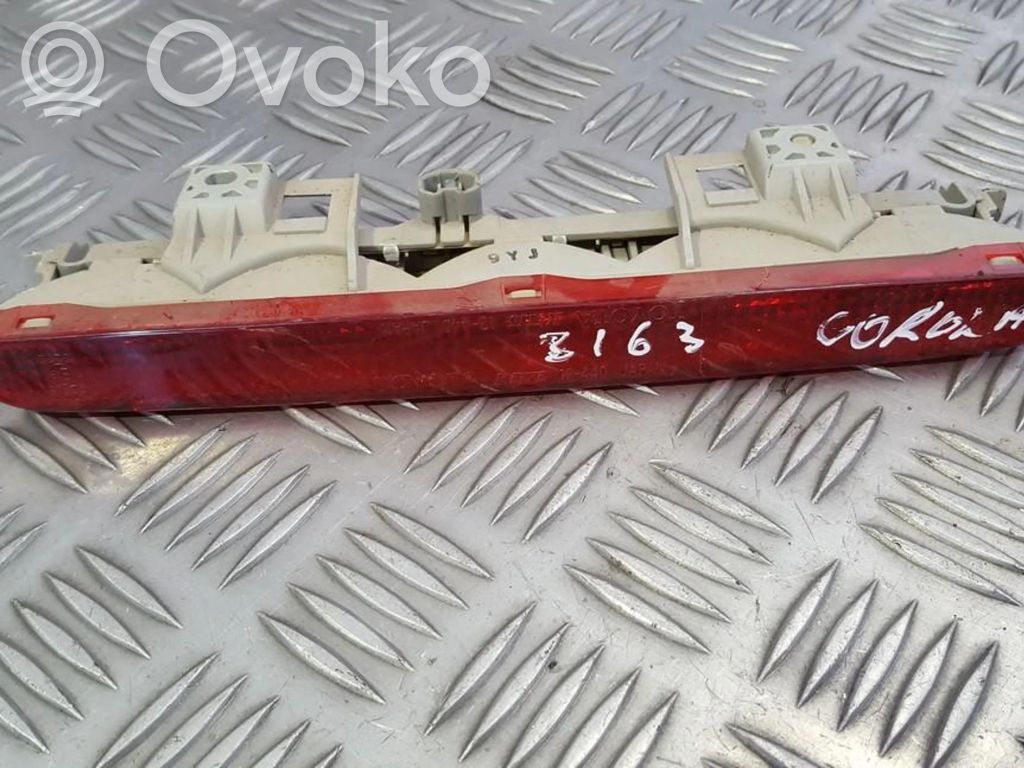 Toyota Corolla E110 Kolmas/lisäjarruvalo 