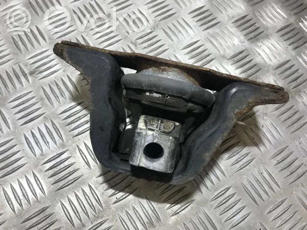 Nissan Micra Suport tampon motor 