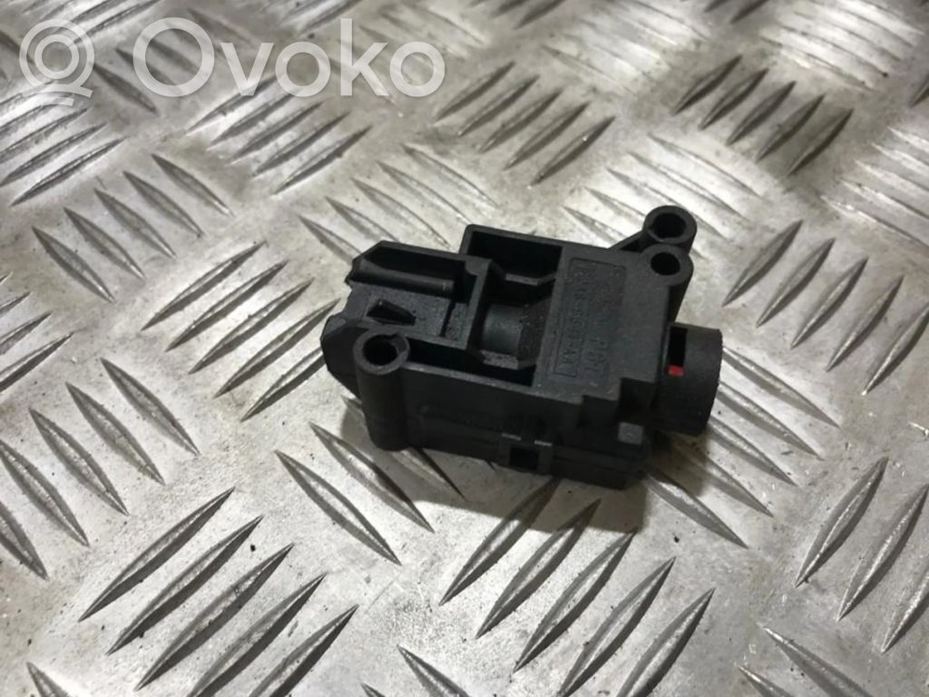Polttoainehanakytkin   F2AB9341AA,F2AB9341AA,F2AB9341AA,F2AB9341AA