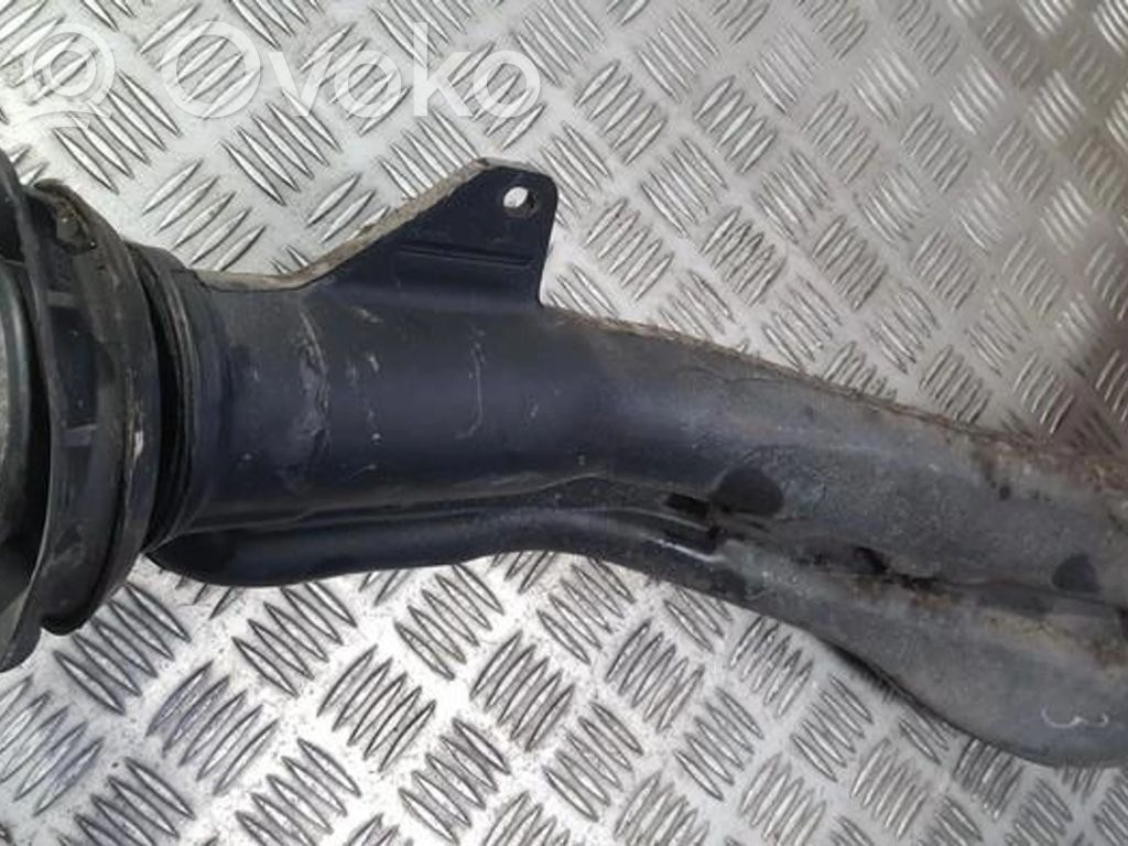 Opel Zafira B Tubo e bocchettone per riempimento serbatoio del carburante 