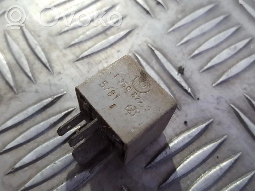 BMW 3 E21 Other relay 