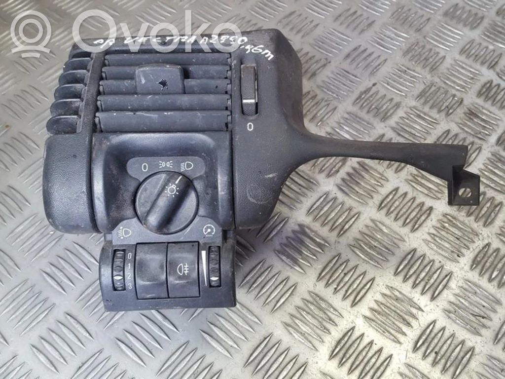 Opel Vectra B Light switch 