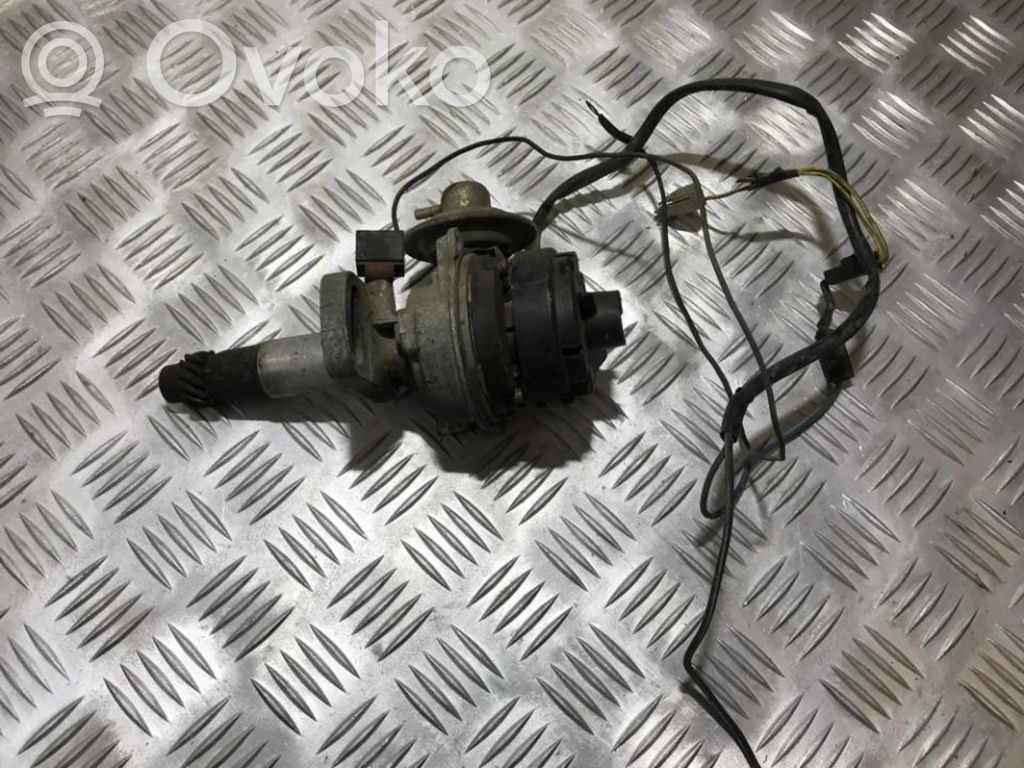 Mitsubishi Colt Spark distributor 
