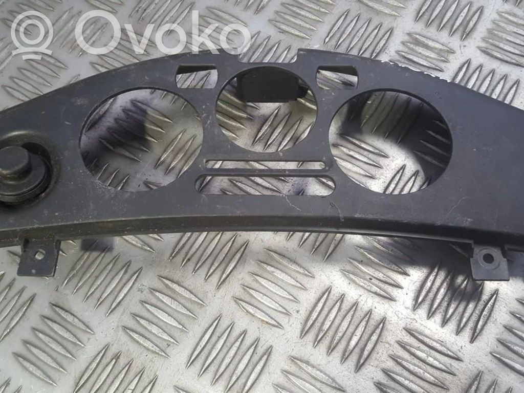 Nissan Micra Altra parte interiore