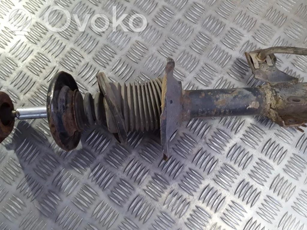 Nissan Almera N16 Front shock absorber/damper 