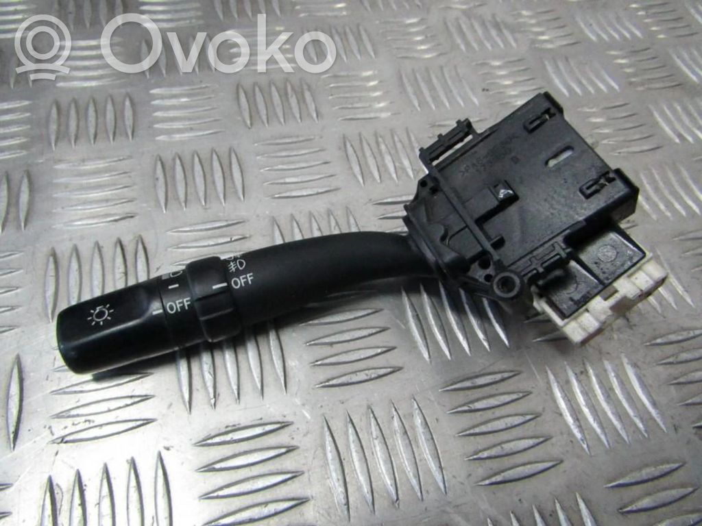 Toyota Corolla Verso AR10 Leva indicatori