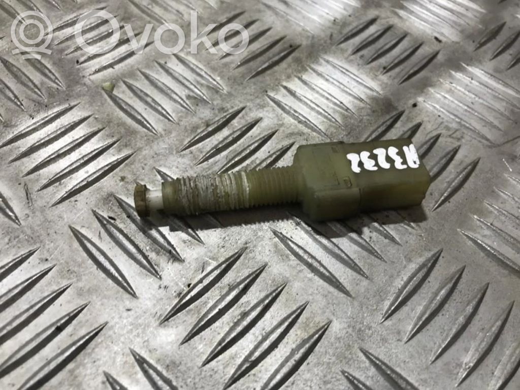 Interruptor sensor del pedal de freno   443945515,443945515