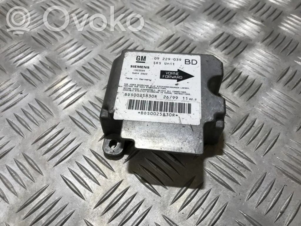 Opel Vectra B Unitate/modul de comandă airbaguri 