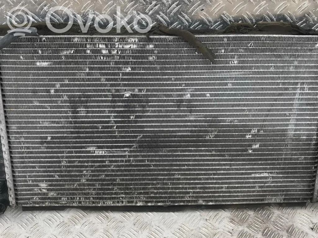 Ford Focus C-MAX Chłodnica 