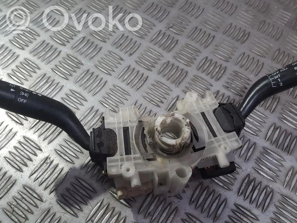Mazda Premacy Commodo, commande essuie-glace/phare 
