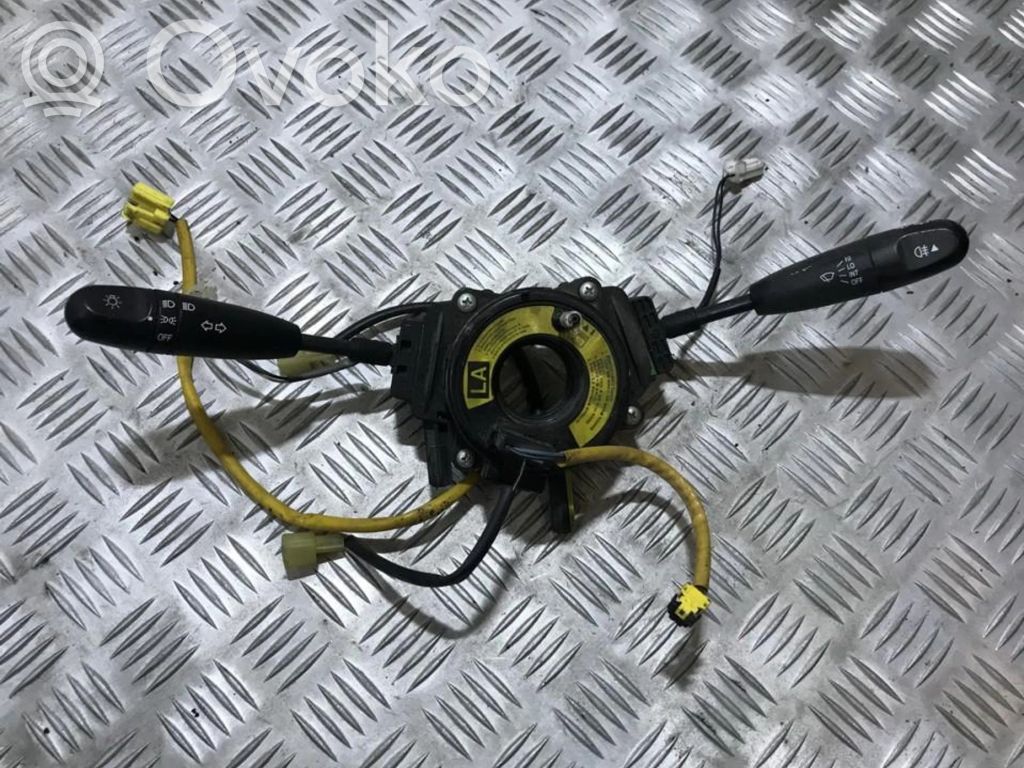 Interruptor/palanca de limpiador de luz de giro