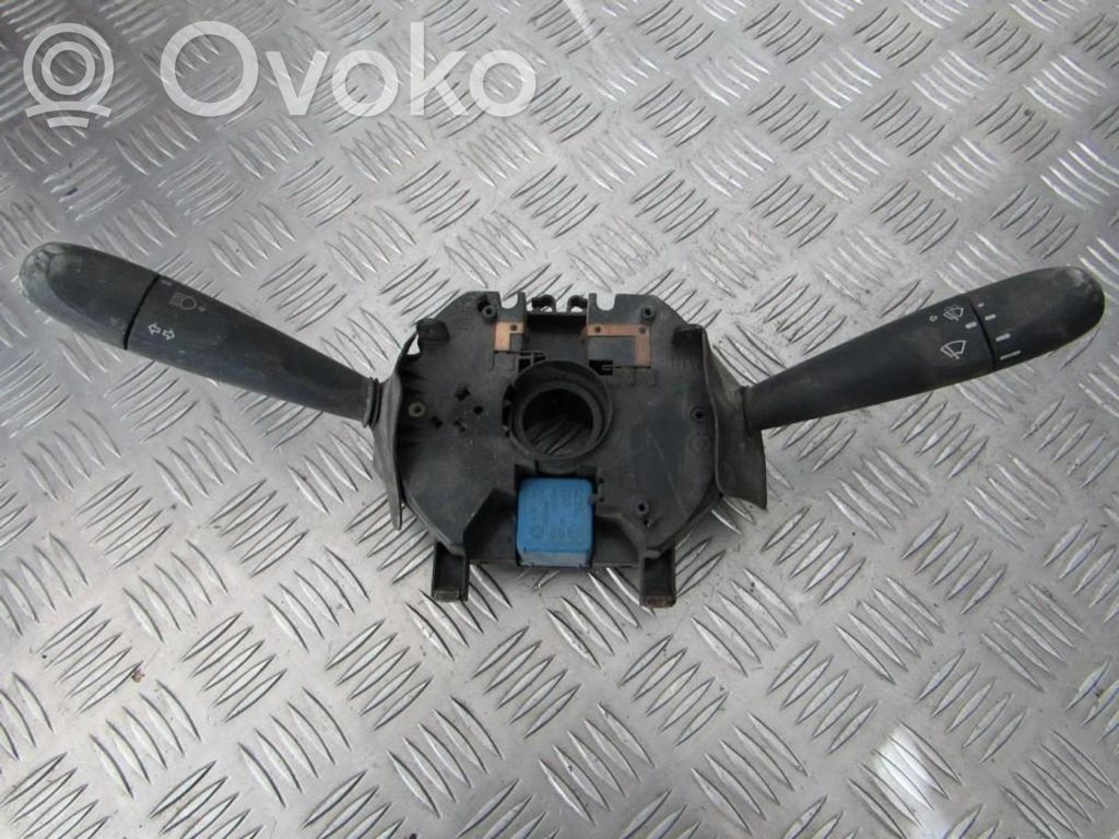 Alfa Romeo 156 Leva/interruttore dell’indicatore di direzione e tergicristallo 