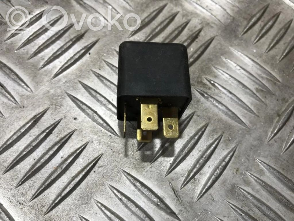 Altri relè   03447012,03447012