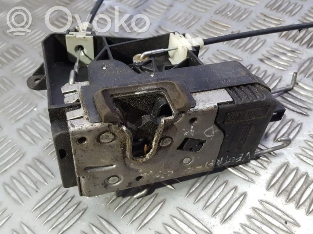 Opel Vectra C Serratura portiera anteriore 