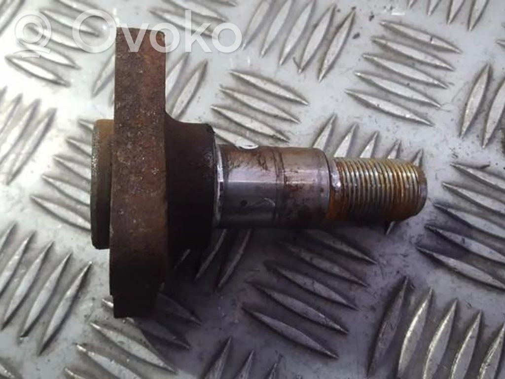 Renault Clio III Fus roată spate