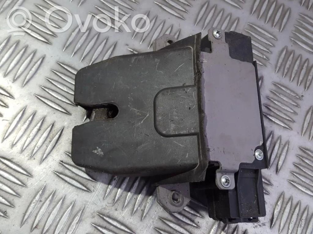 Ford Focus Zamek klapy tylnej / bagażnika 