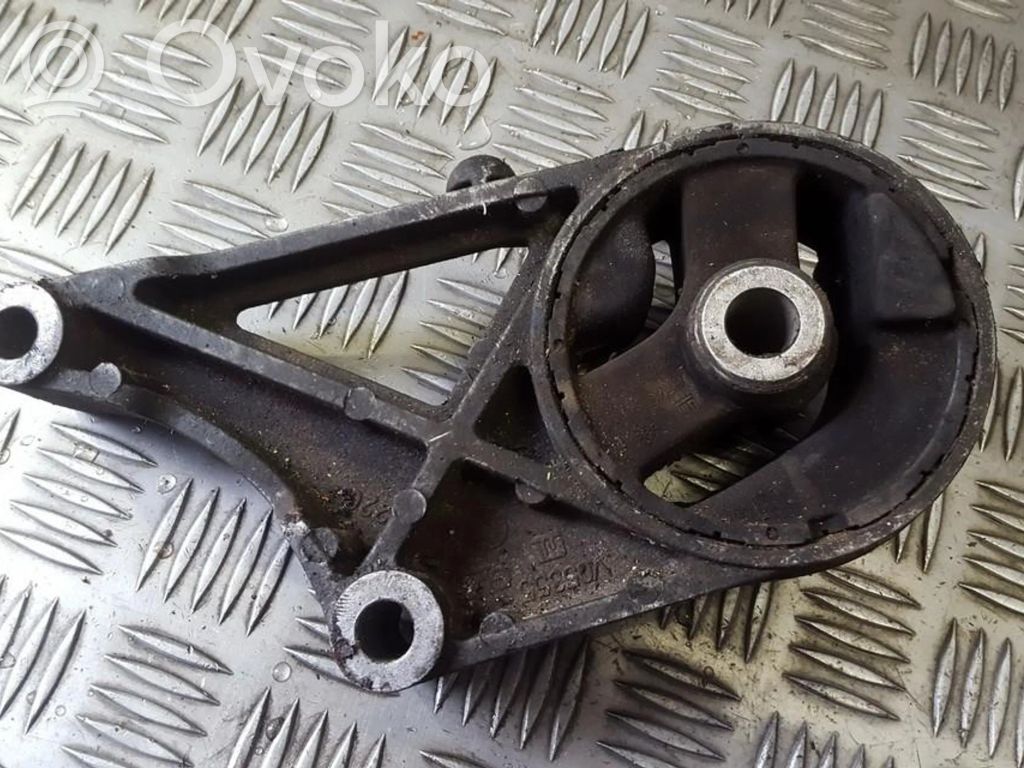 Opel Vectra C Engine mount bracket 
