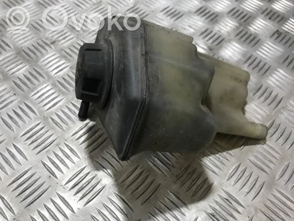 Volvo S40, V40 Ausgleichsbehälter Kühlwasser 
