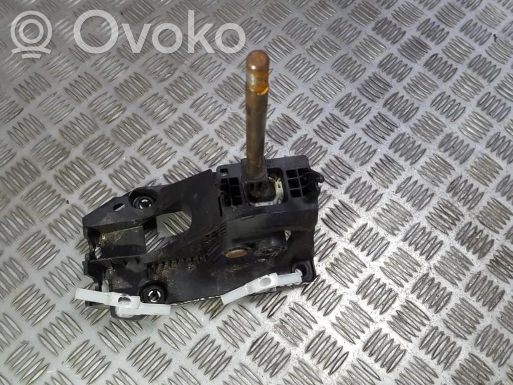 Toyota Avensis T270 Selector de viteze/schimbător de viteze (interior) 